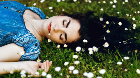 Leoncina Scarlet top star photo