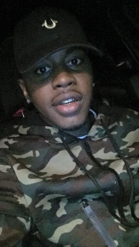 Saucewalkaa15 sex model galleries