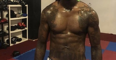 Sauce Walka hot model picture