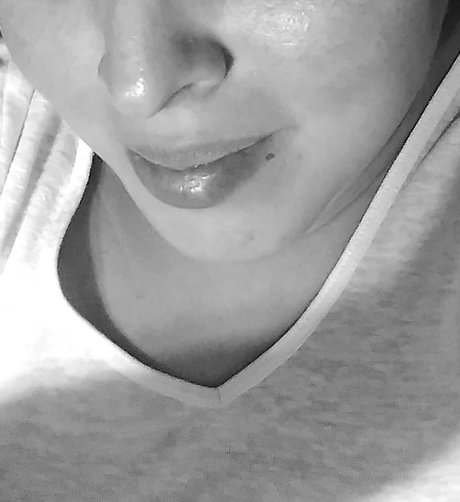 Rosa Linda model nice img