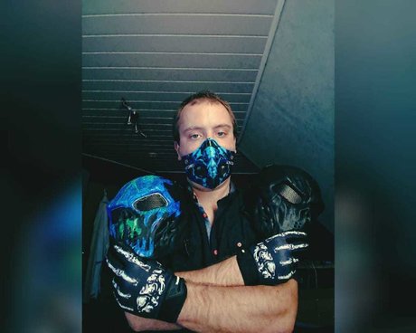 xRaZoR2792x perfect model pics