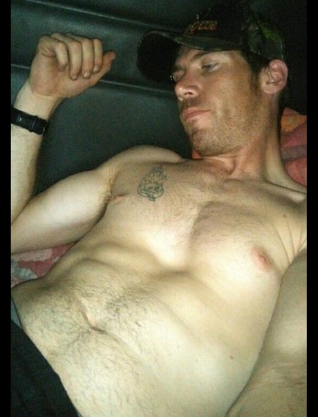 Joshley model pornographic pictures