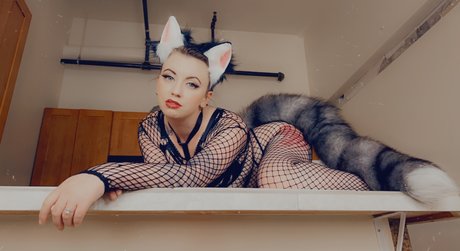 MissMandyMourning star adult archive