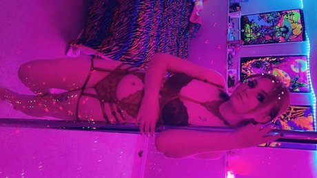 Missredrobbinstacks pornstar hd pictures