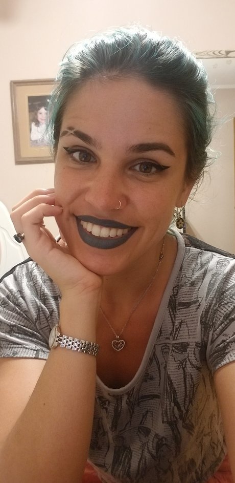 Call me Lil P erotic model photos