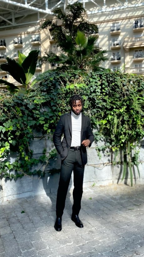 Josh Pink star free img