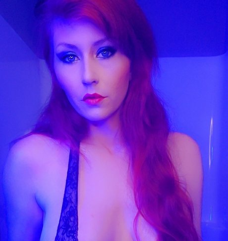 Julie Fox sex model archive