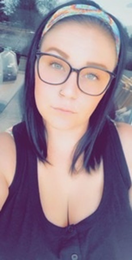 Taryn Hilton perfect actress photo