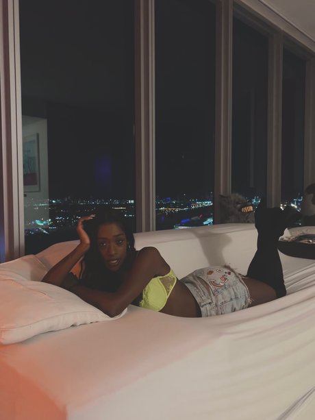 TEE model free images