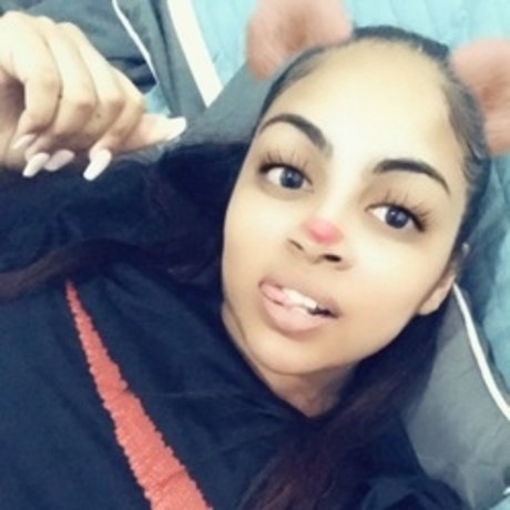 Joylovee model porn archive