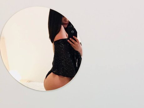 Eira Thais nice star photo