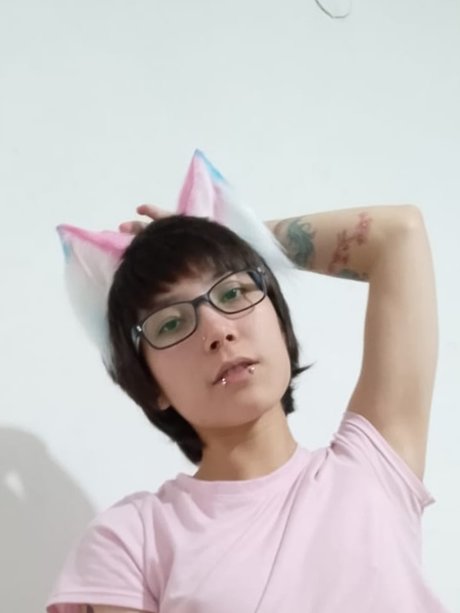 Your brat_ xxx actress photo