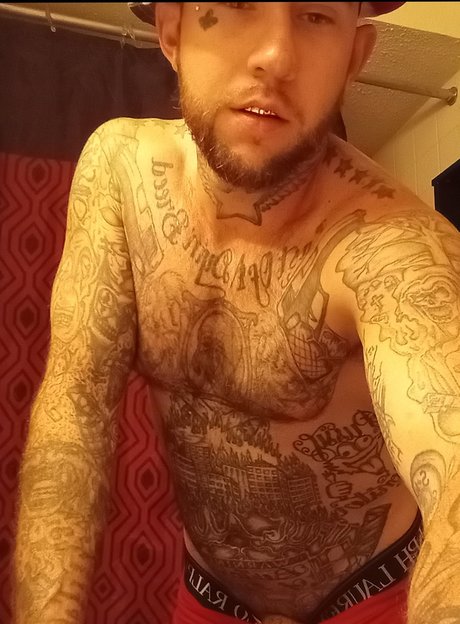 Rob_ naked star pics