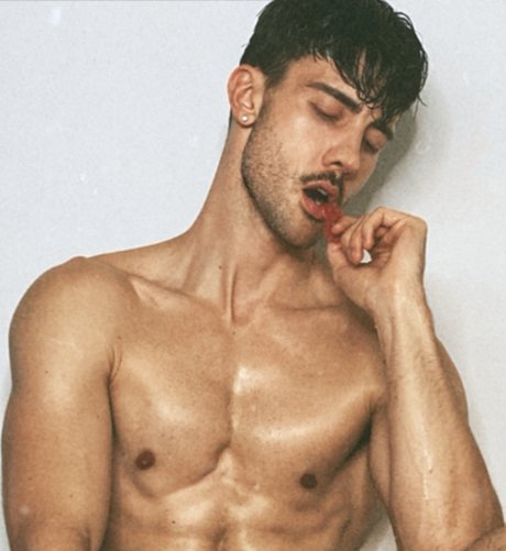 Travis Bryant adult actress photos