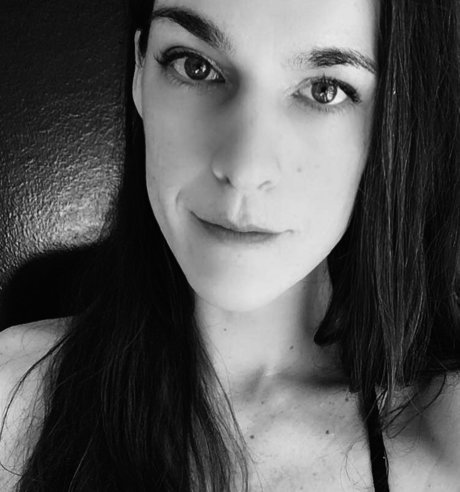 TS Mai Louve naked star pic