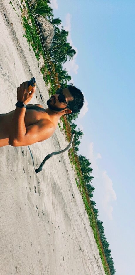 Manuel Suriano model art image