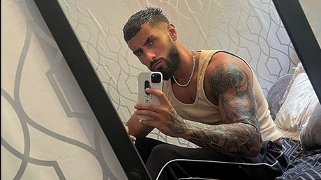 HAKAN_ star high quality photos