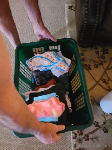 MelanieBrooks pornstar free archive