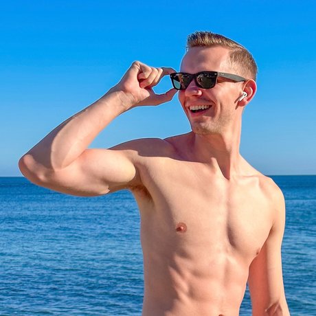 Tyler Dantuma nice pornstar galleries