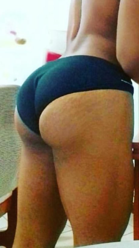 Redbootyisback pretty star photo