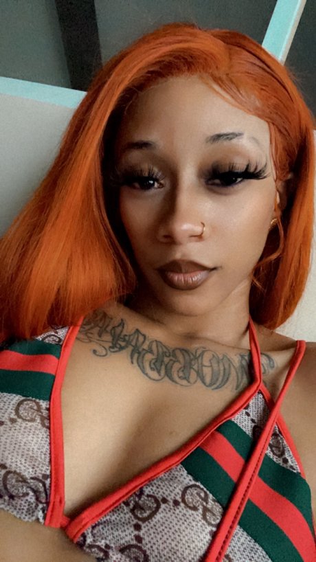 NymphisBands model exclusive photos