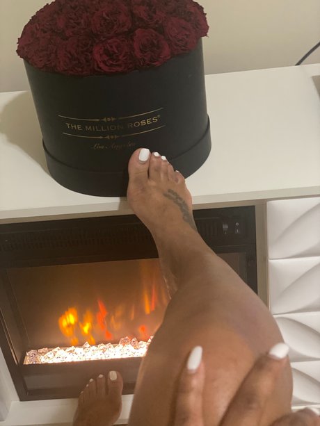 Tricey sexy actress archive