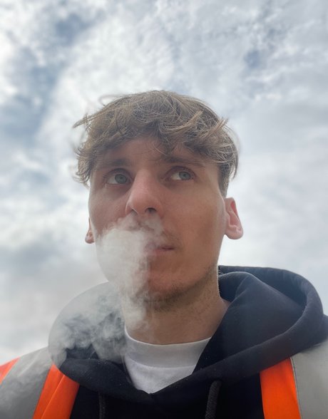 Icarus model pornographic picture