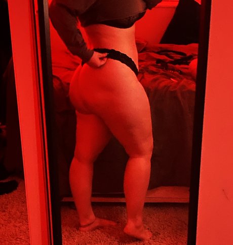 Hanna Kane pornstar naked images