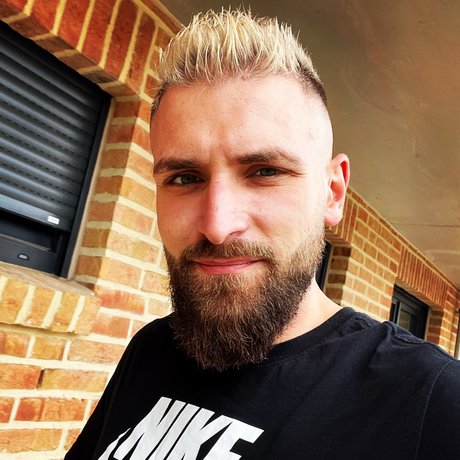 Florin Alex star naked pic