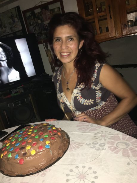 Florencia Cisterna high quality model gallery