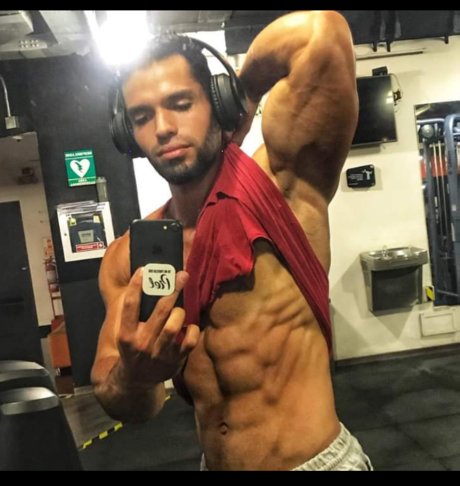 Oscar Perez pornstar hot photo