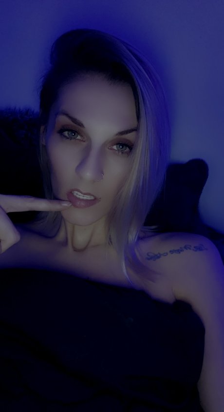 Harley Monet hd model image