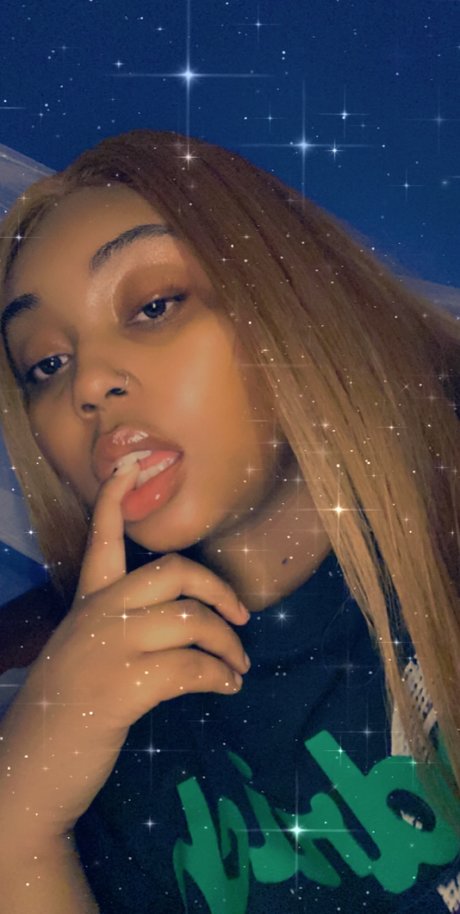 SUNNI FREE PLAY beautiful star galleries