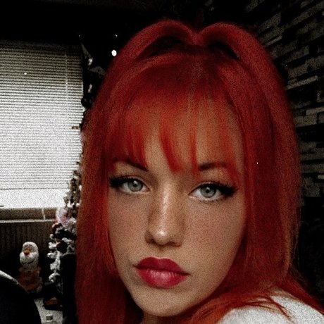 _Goddess Em_ nudes model photo