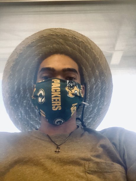 Snoop Marley T s High Times naked actress photos