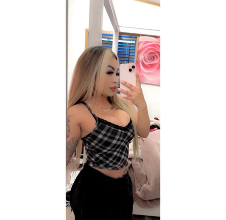 XO La Moni_ beautiful actress img