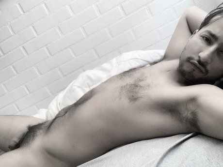 Iverworld top pornstar pics