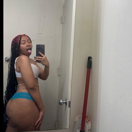 Mae Lee pornstar xxx img