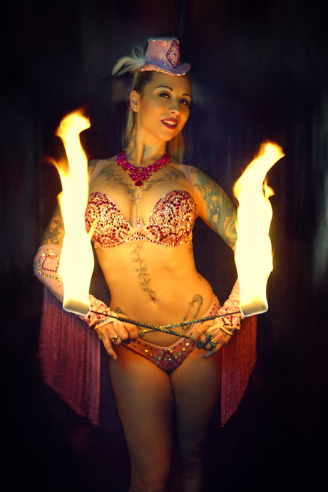 Ivizia Dakini model xxx img