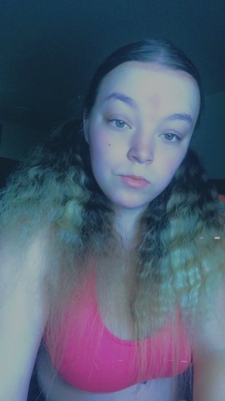 Isis Starr hd actress pic