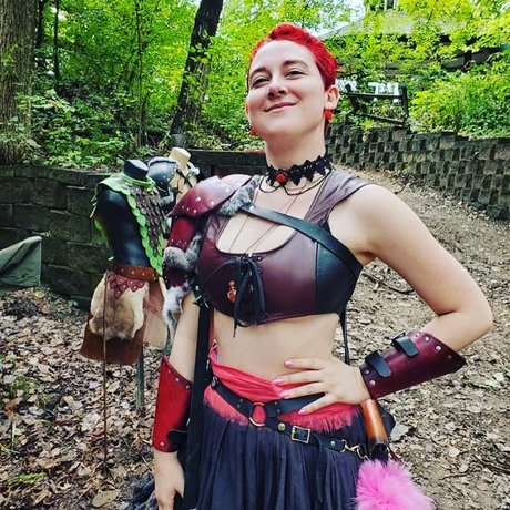 Scarletlilly naked model pictures