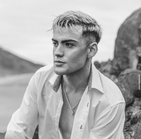 Joshua Allport Free sexy actress galleries