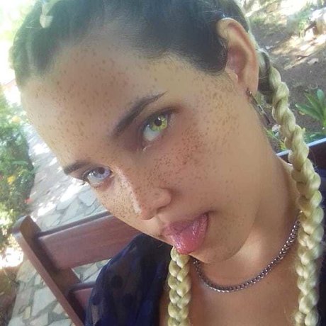 _Steph_ sexy actress galleries