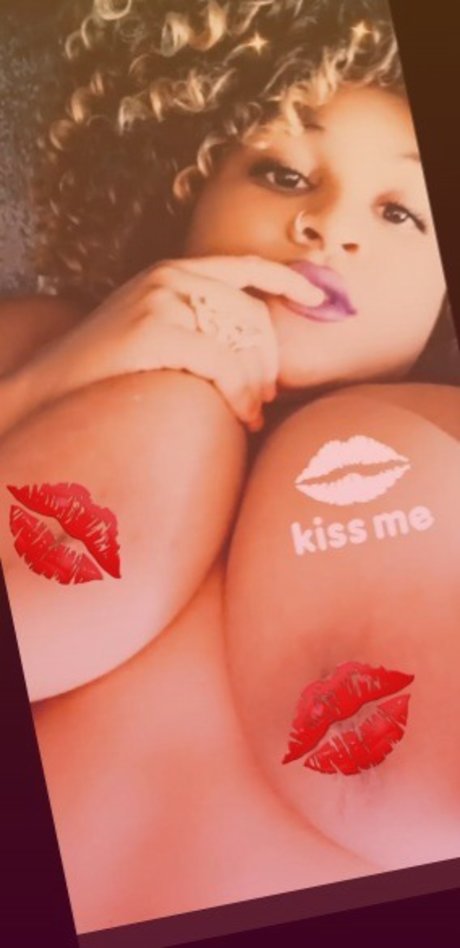 KRAZIIKEEKEEE pornstar pics