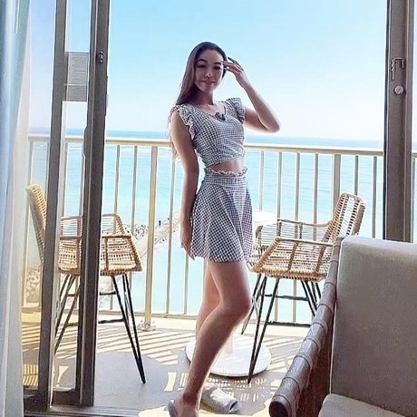 Hot Sarang star pornographic pictures