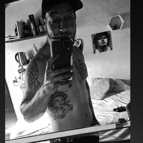 Toby Vittorio star free images