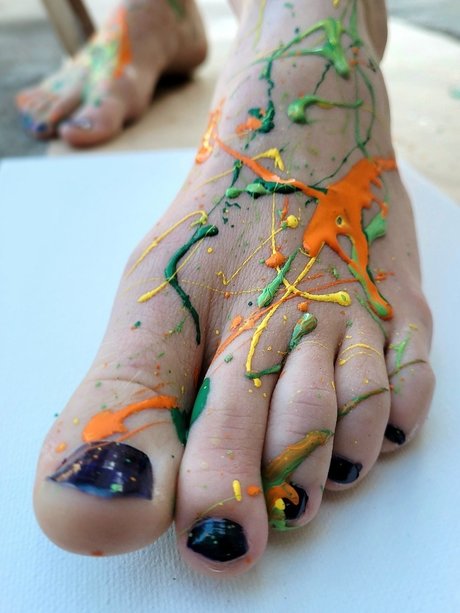 QueenDirtyFeet star erotic gallery