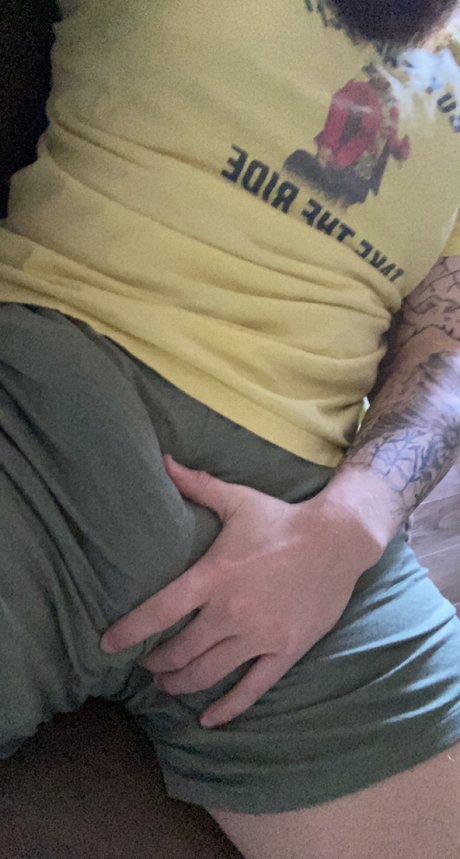 Thicc Ginger Dom hot model images