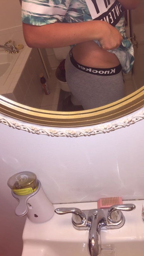 Thickiemister star best picture