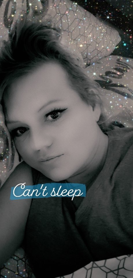 Crazy8s model art photo